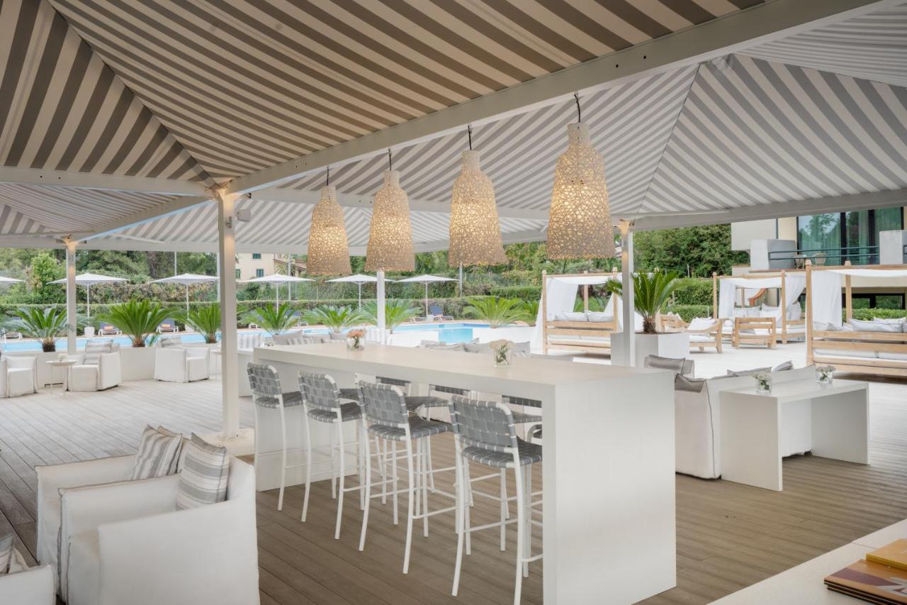 Unaway Dei Marmi Hotel